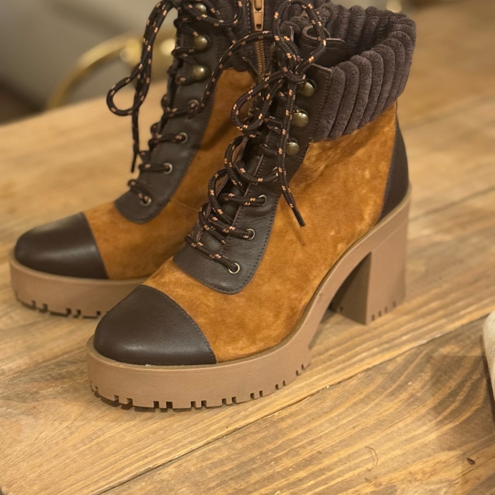 Chelsea & Violet Brown Lace-Up Boots